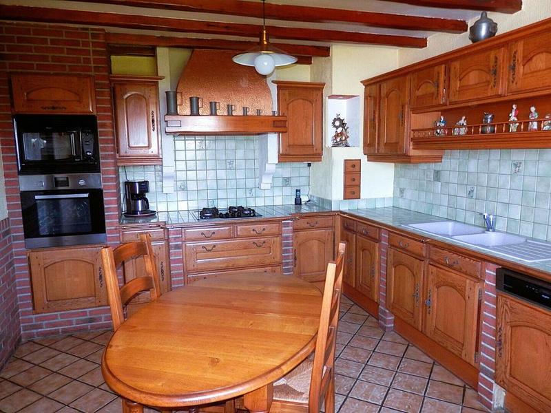 Maison - 202 m² - 8 pièces