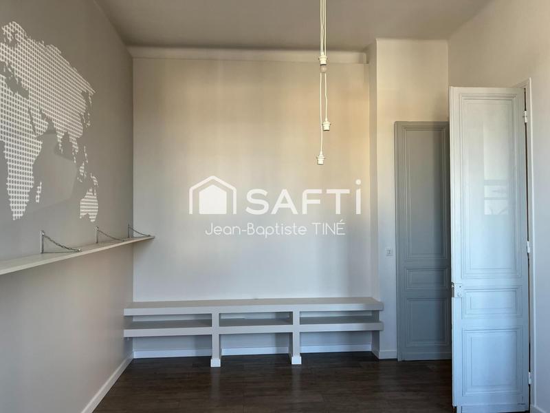 Appartement - 82 m² - 3 pièces