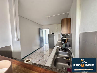 Maison - 180 m² - 9 pièces