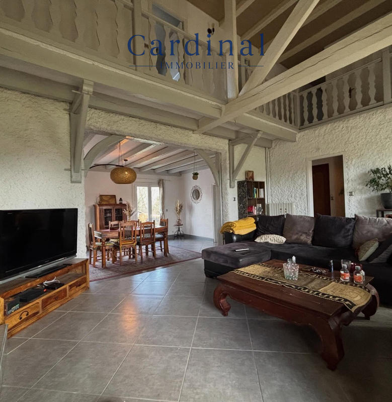 Maison - 150 m² - 5 pièces