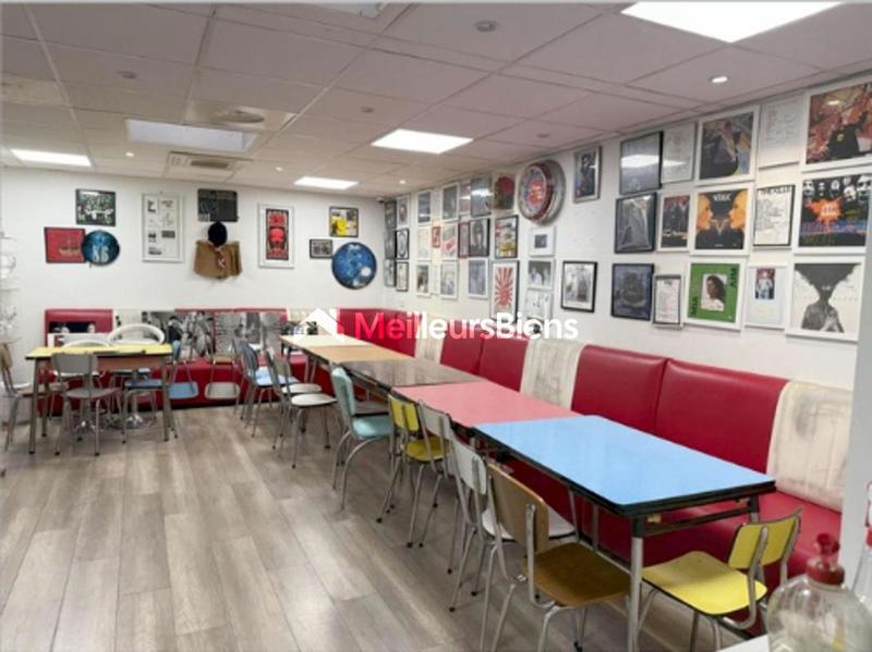 Local d'activité / Entrepôt - 750 m²