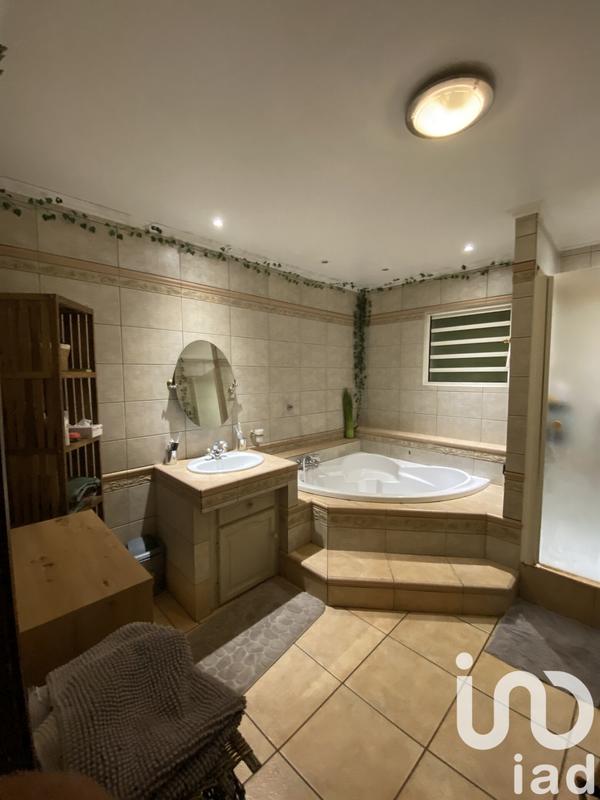 Maison - 167 m² - 6 pièces