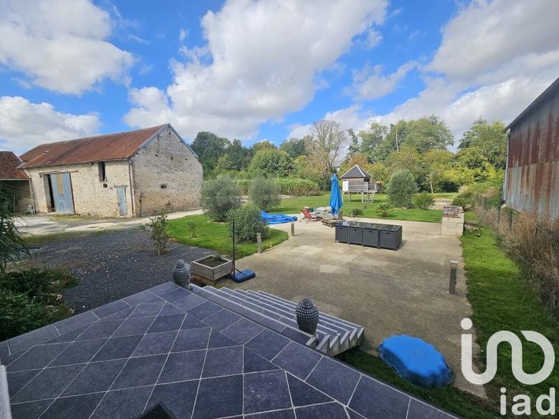 Maison - 232 m² - 7 pièces