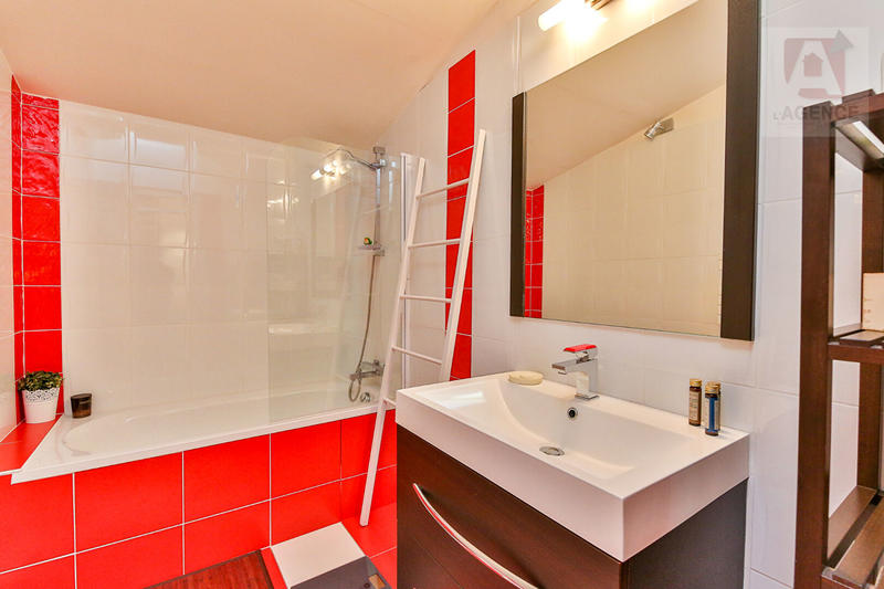 Maison - 183 m² - 5 pièces