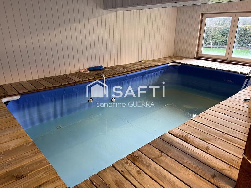 Maison - 227 m² - 9 pièces