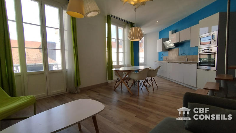 Duplex - 85 m² - 6 pièces