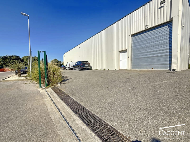 Fonds de commerce - 400 m²