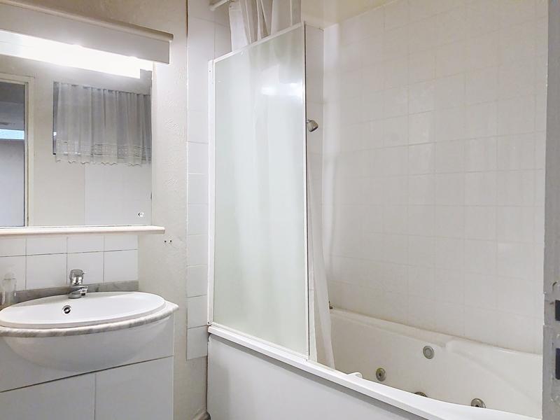 Maison - 220 m² - 6 pièces