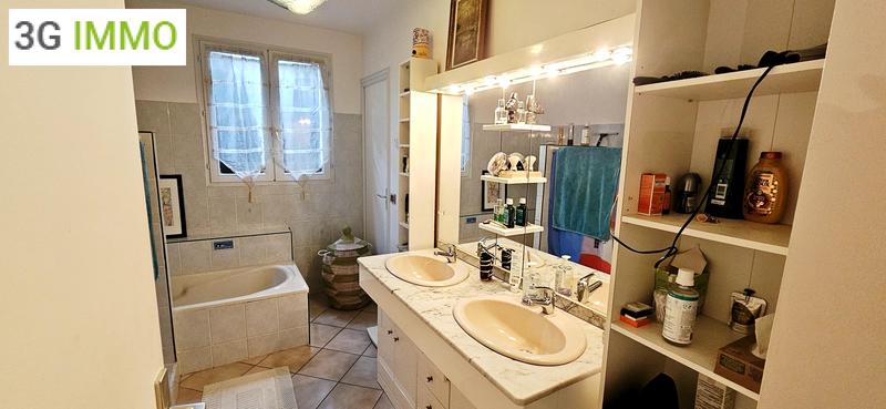 Maison - 82 m² - 4 pièces