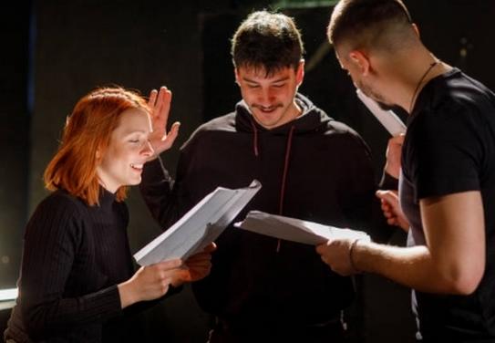 Restitution lecture théâtrale : &quot;Antigone&quot; de Sophocle au Théâtre d'Aymare