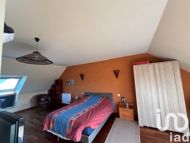 Maison - 204 m² - 7 pièces