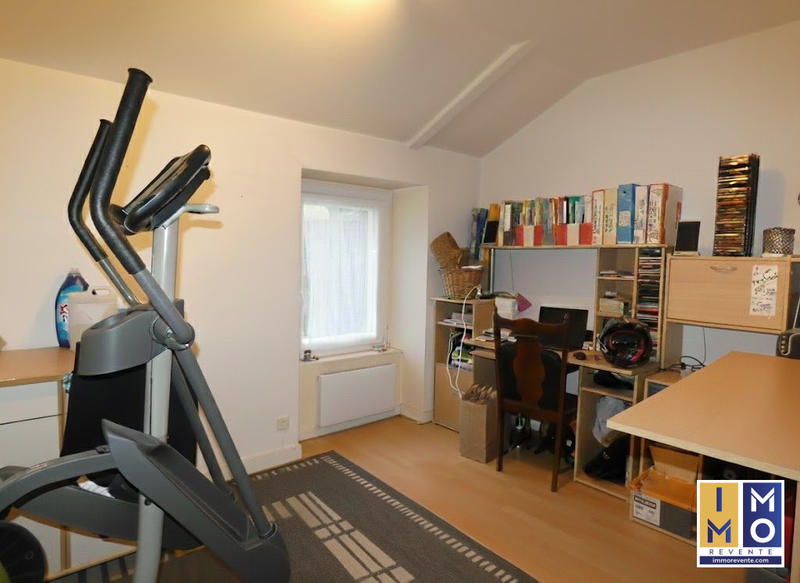 Maison - 104 m² - 6 pièces