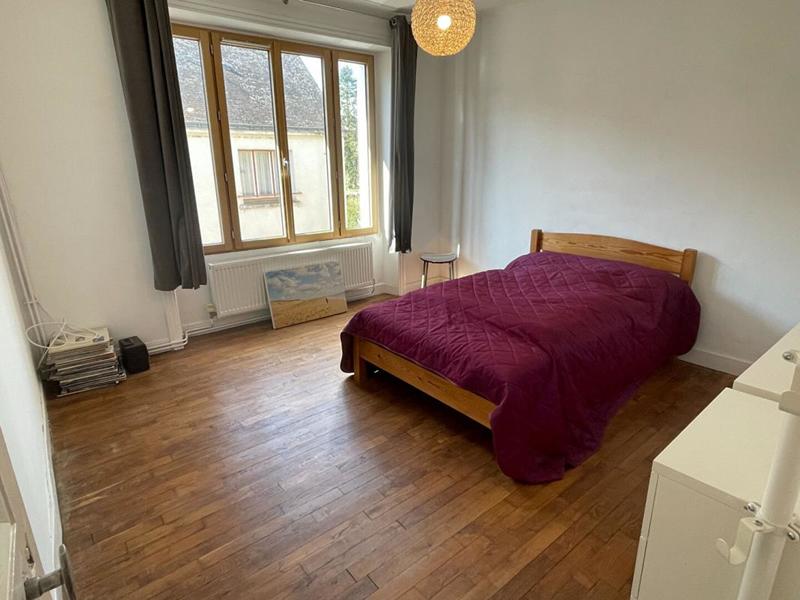 Maison - 310 m² - 9 pièces