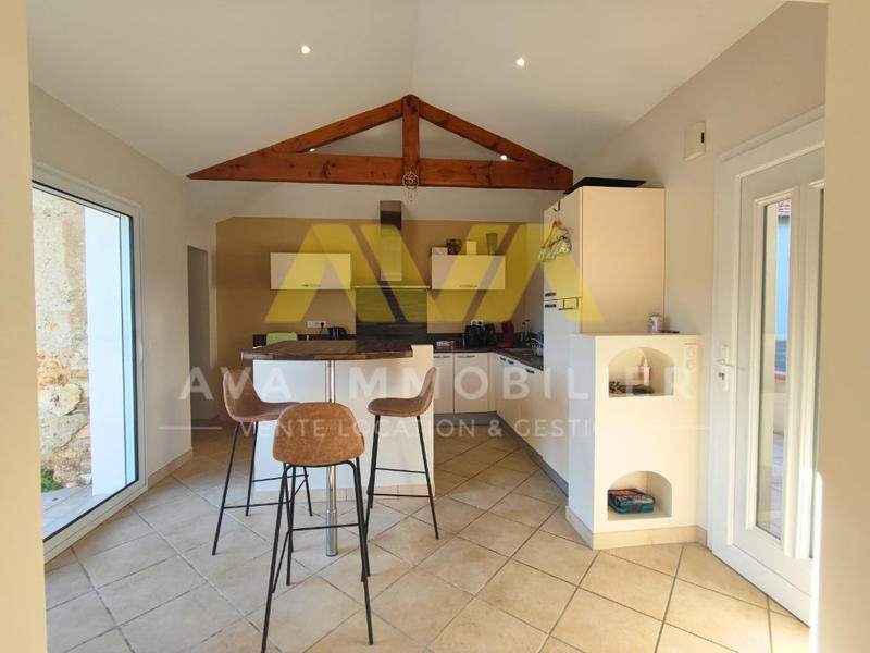 Propriété - 264 m² - 8 pièces