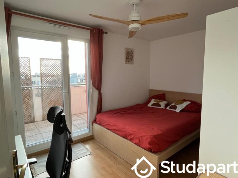 Appartement - 80 m² - 4 pièces