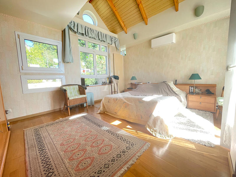 Maison - 142 m² - 6 pièces