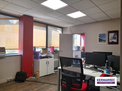 Bureau - 151 m²