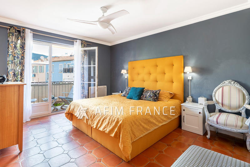 Appartement - 100 m² - 4 pièces