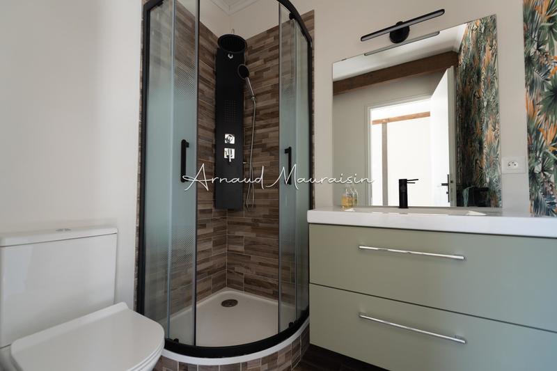 Maison - 182 m² - 6 pièces