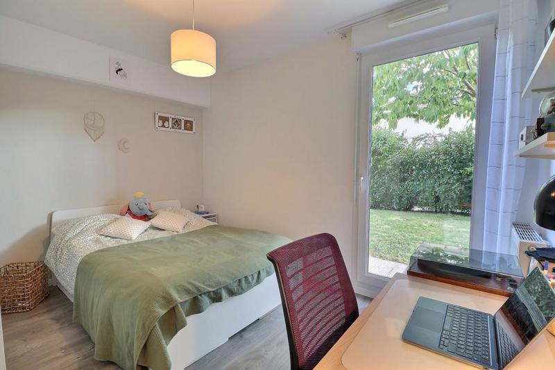 Appartement - 95 m² - 5 pièces