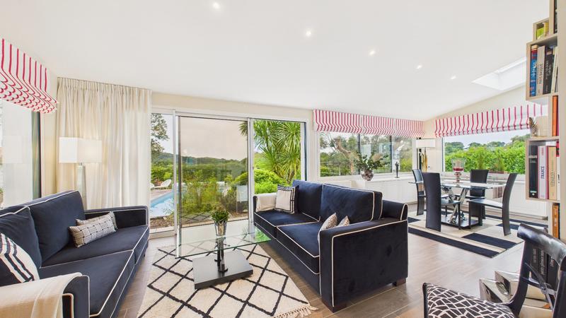 Maison - 170 m² - 5 pièces