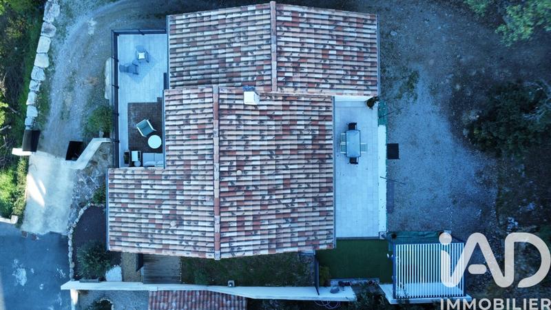 Maison - 152 m² - 5 pièces