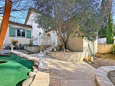 Maison - 107 m² - 5 pièces