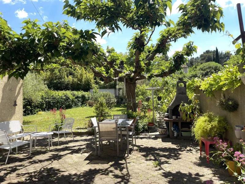 Maison - 94 m² - 5 pièces