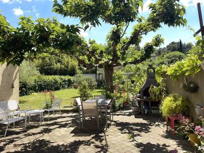 Maison - 94 m² - 5 pièces