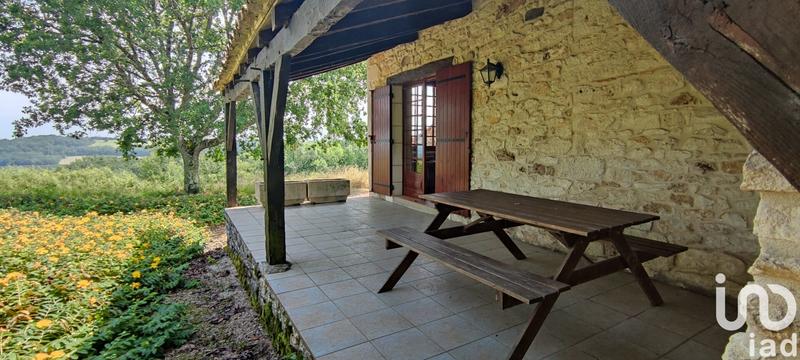 Maison - 280 m² - 10 pièces