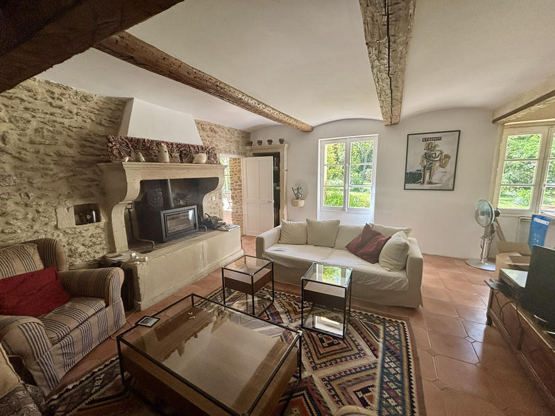 Mas - 250 m² - 8 pièces