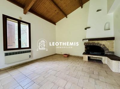 Maison - 57 m² - 3 pièces