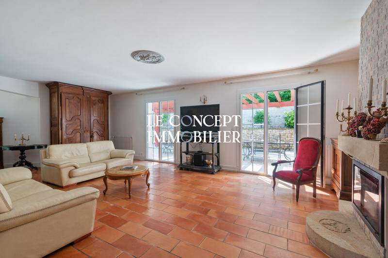 Maison - 190 m² - 6 pièces