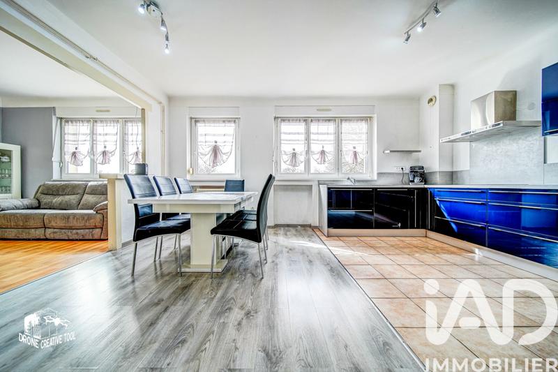 Appartement - 94 m² - 4 pièces