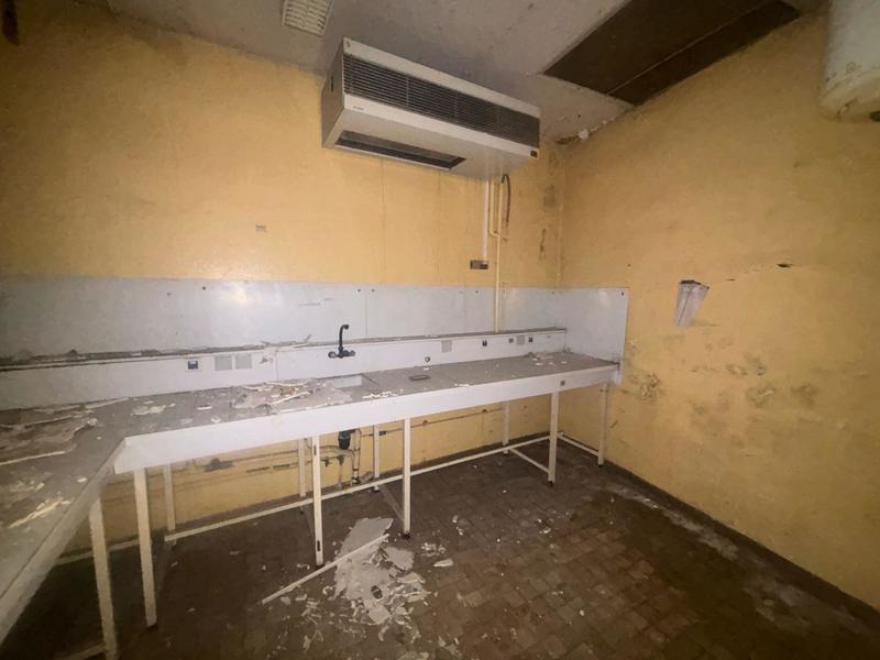 Local commercial - 180 m²