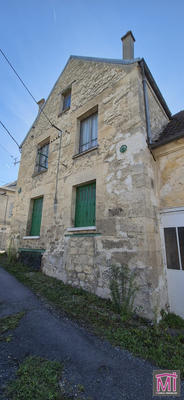 Maison traditionnelle - 190 m² - 8 pièces