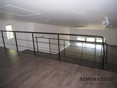 Local d'activités - 70 m² - 1 pièce