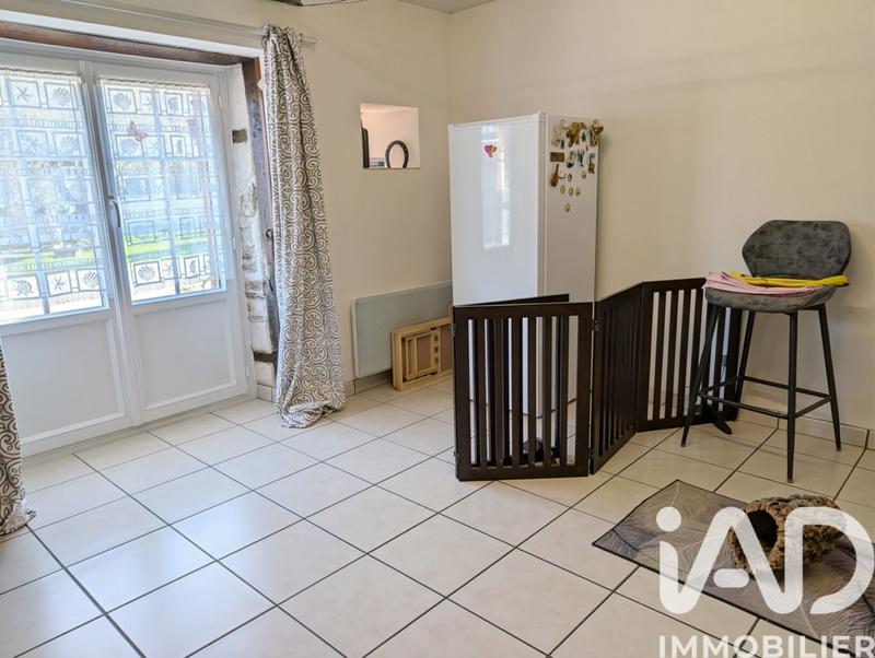 Maison - 185 m² - 8 pièces