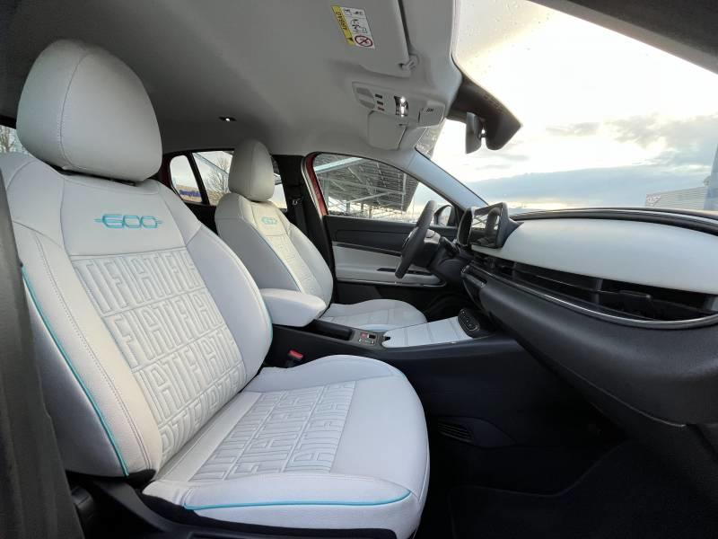 Fiat 600 Suv 600e 54 kWh 156 ch la Prima