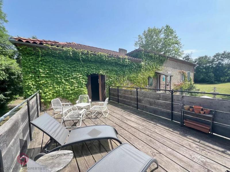 Maison de maîtres - 585 m² - 20 pièces