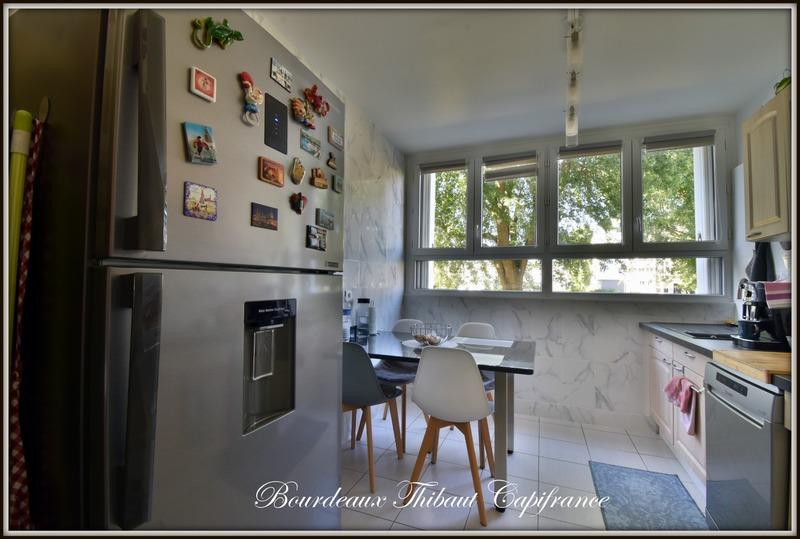 Appartement - 79 m² - 5 pièces
