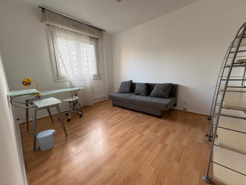 Appartement - 82 m² - 4 pièces