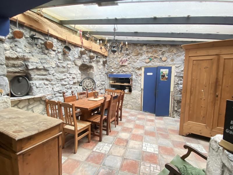 Fonds de commerce - 207 m²