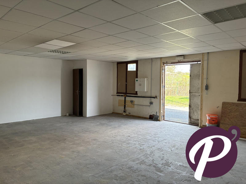 Local commercial - 272 m² - 2 pièces