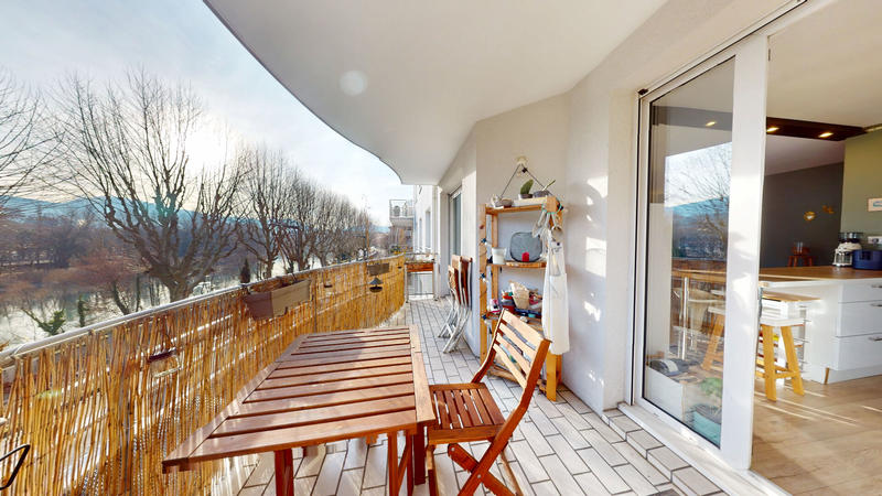 Appartement - 65 m² - 3 pièces