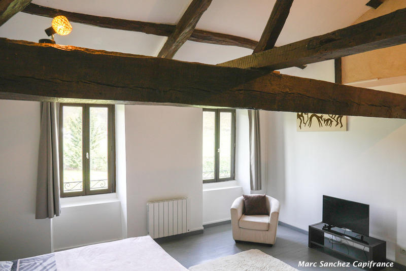 Maison - 302 m² - 9 pièces