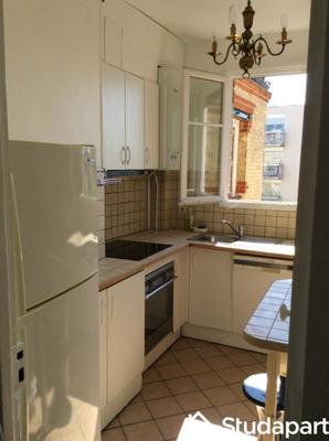 Chambre - 13 m² - 1 pièce