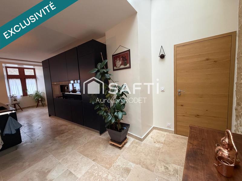 Maison - 270 m² - 7 pièces