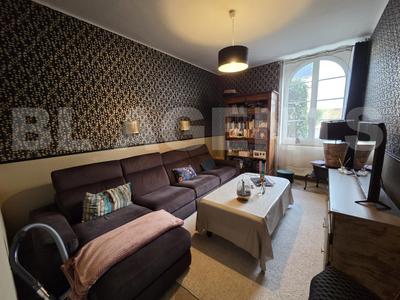 Maison - 804 m² - 28 pièces