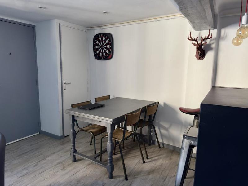 Appartement ancien - 42 m² - 2 pièces